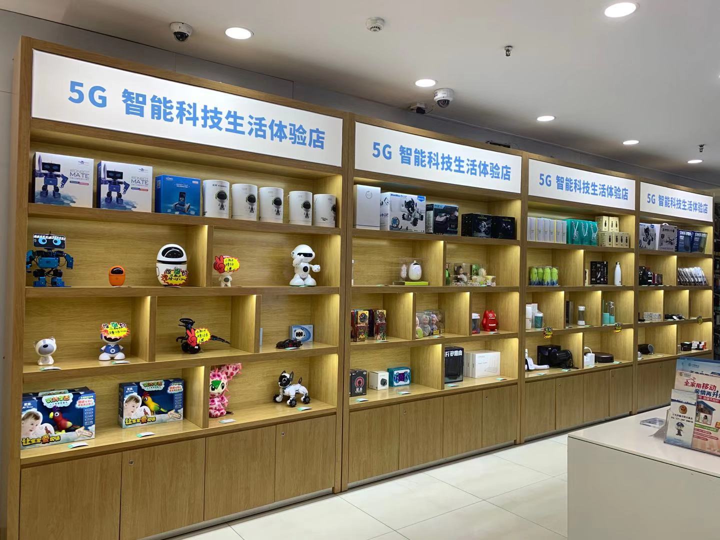 聯(lián)通營業(yè)廳手機(jī)賣場展柜定做