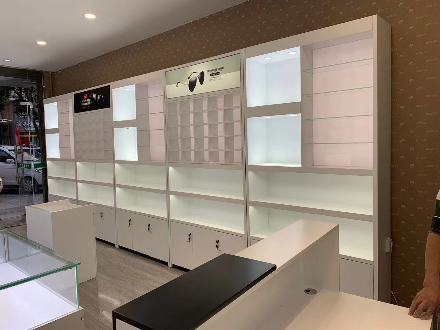 眼鏡展柜設(shè)計(jì)眼鏡展柜定做